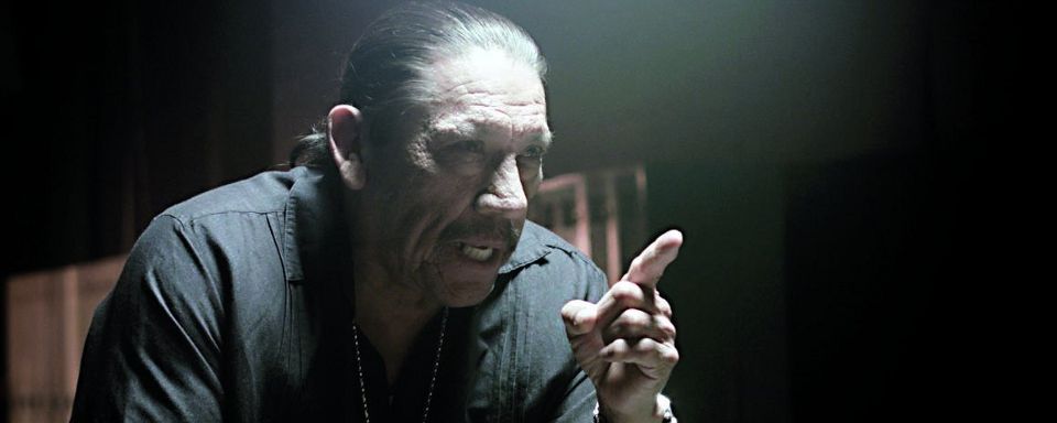 "Boost - Ein todsicherer Plan": Düsterer Trailer zum Action-Thriller mit Danny ... - filmstarts