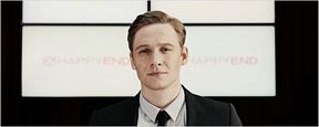 Matthias Schweighöfer wird von einem Frettchen sterilisiert - im neuen Trailer zu "Vaterfreuden" Matthias Schweighöfer wird von einem Frettchen sterilisiert - im neuen Trailer zu "Vaterfreuden"