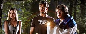 Erster deutscher Trailer zu "Knights of Badassdom" mit Ryan Kwanten, Peter Dinklage und Summer Glau Erster deutscher Trailer zu "Knights of Badassdom" mit Ryan Kwanten, Peter Dinklage und Summer Glau
