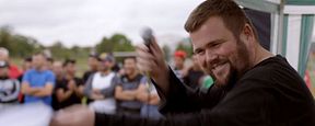 "Enkel von Adolf Hitler" droht Massaker an: Kinovorführung in Schleswig-Holstein abgesagt "Enkel von Adolf Hitler" droht Massaker an: Kinovorführung in Schleswig-Holstein abgesagt