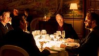 Besoffen bist du besser – so das Motto im Trailer zu "Another Round" mit Mads Mikkelsen Besoffen bist du besser – so das Motto im Trailer zu "Another Round" mit Mads Mikkelsen