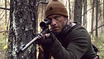 Brutaler Überlebenskampf in der Wildnis: Trailer zum Horror-Thriller "Hunter Hunter" Brutaler Überlebenskampf in der Wildnis: Trailer zum Horror-Thriller "Hunter Hunter"