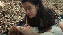 Lesbische Liebe im 19. Jahrhundert: Netflix-Star Vanessa Kirby im Trailer zum prominent besetzten "The World To Come" Lesbische Liebe im 19. Jahrhundert: Netflix-Star Vanessa Kirby im Trailer zum prominent besetzten "The World To Come"