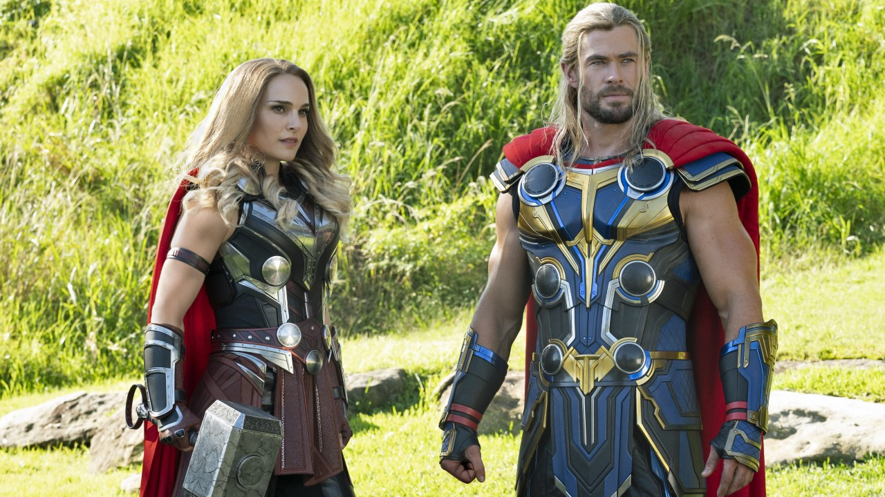 Neuer Trailer zu "Thor 4: Love And Thunder": 2x Thor, die Guardians Of The Galaxy & Christian Bale als Bösewicht